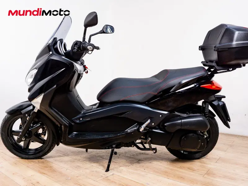 Yamaha X-Max 250 Sport (2011 - 13) (6)