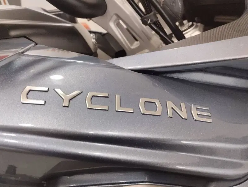Cyclone RX650 (2025 - 26) (5)