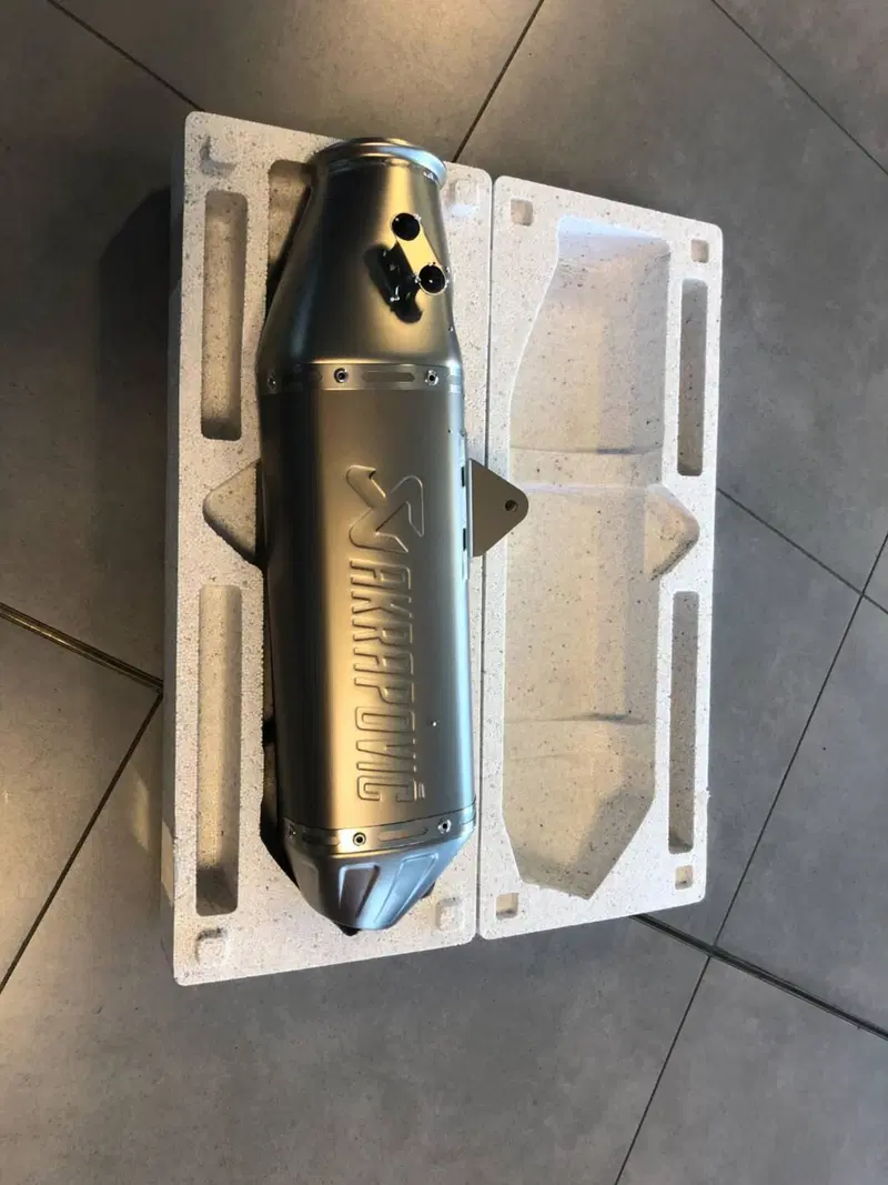 AKRAPOVIC PER KTM 690 SMCR 2026