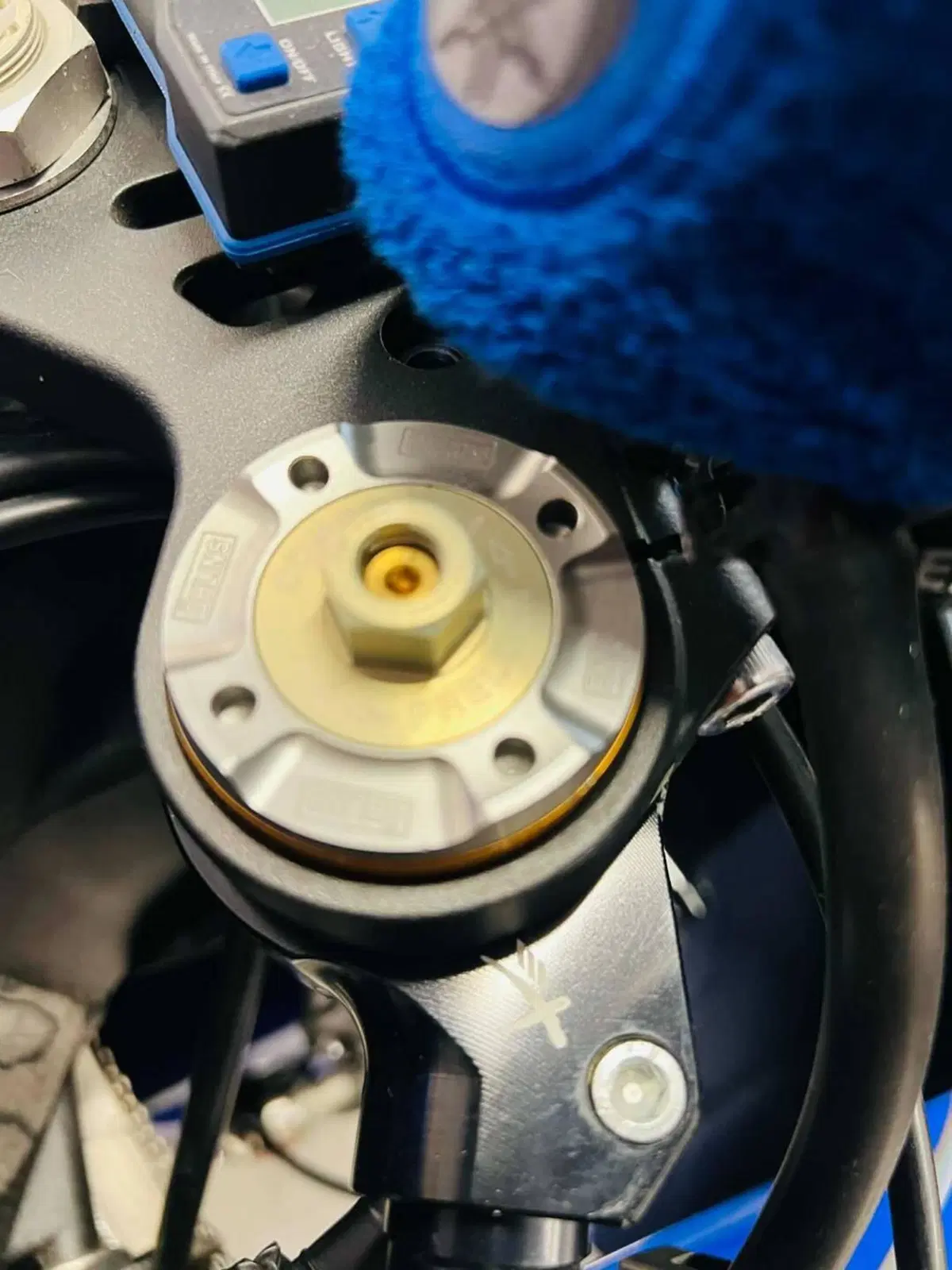 Yamaha YZF R1 (2017 - 19) (14)