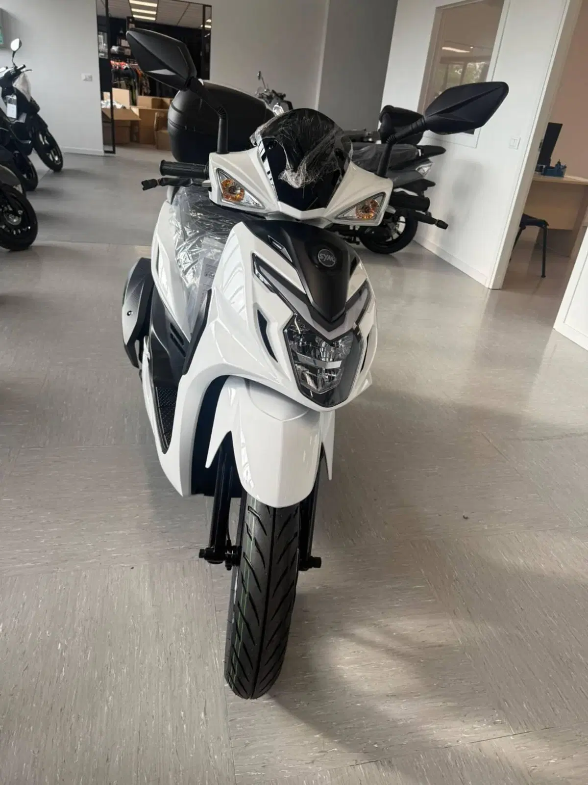 Sym Symphony 125 SR (2026) (2)