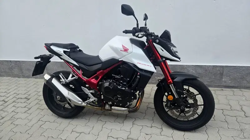 Honda CB 750 Hornet (2023 - 24)