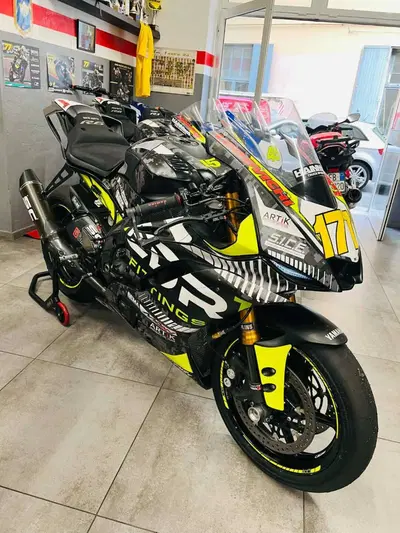 Yamaha YZF R6 Race (2021) usata