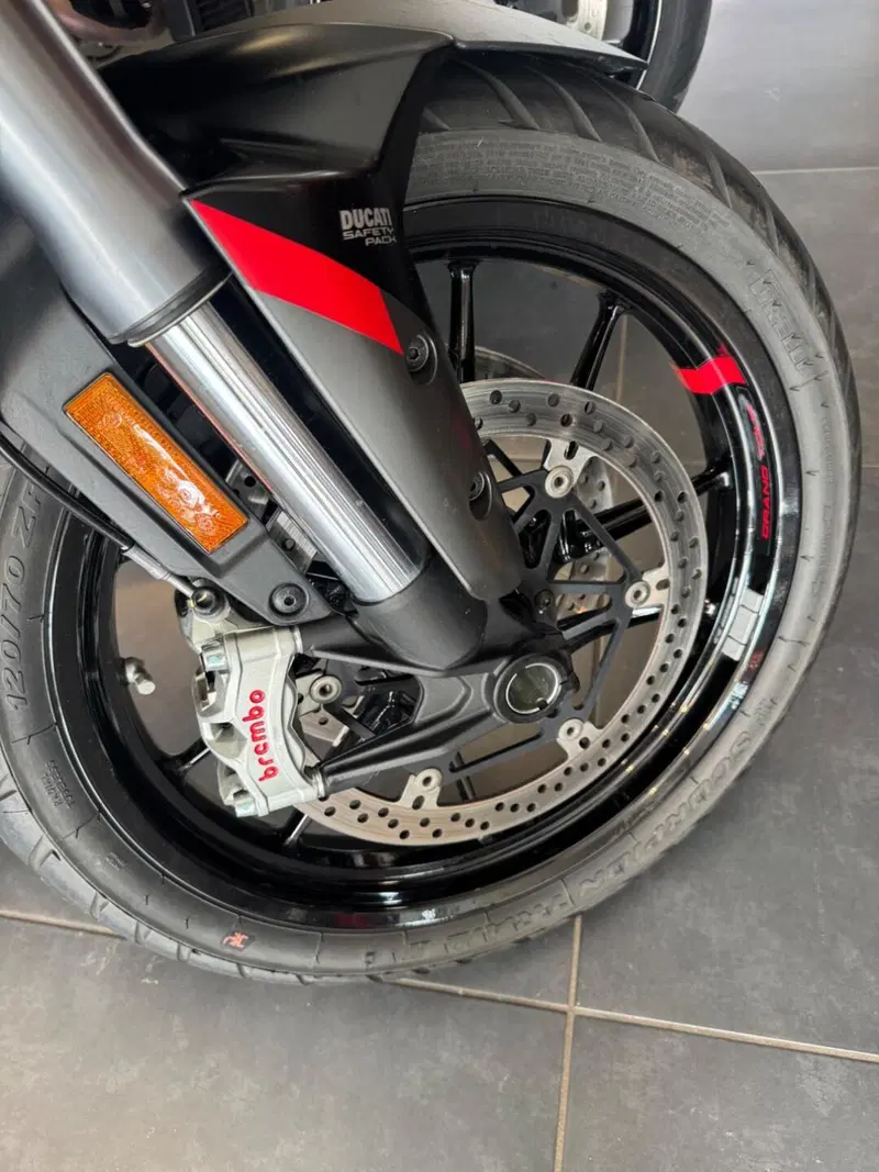 Ducati Multistrada V4 S Grand Tour (2024) (7)
