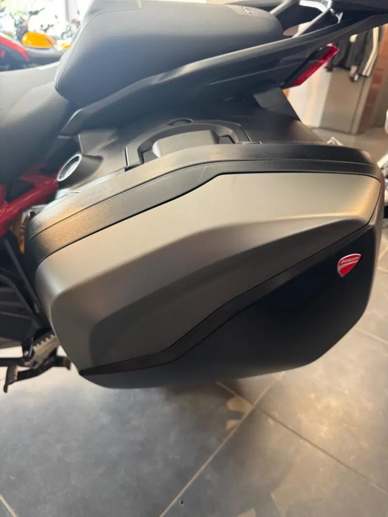Ducati Multistrada V4 S Grand Tour (2024) (19)