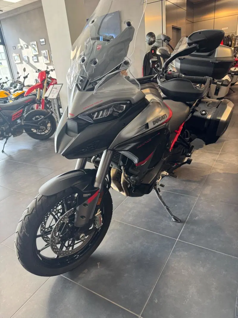 Ducati Multistrada V4 S Grand Tour (2024) (20)