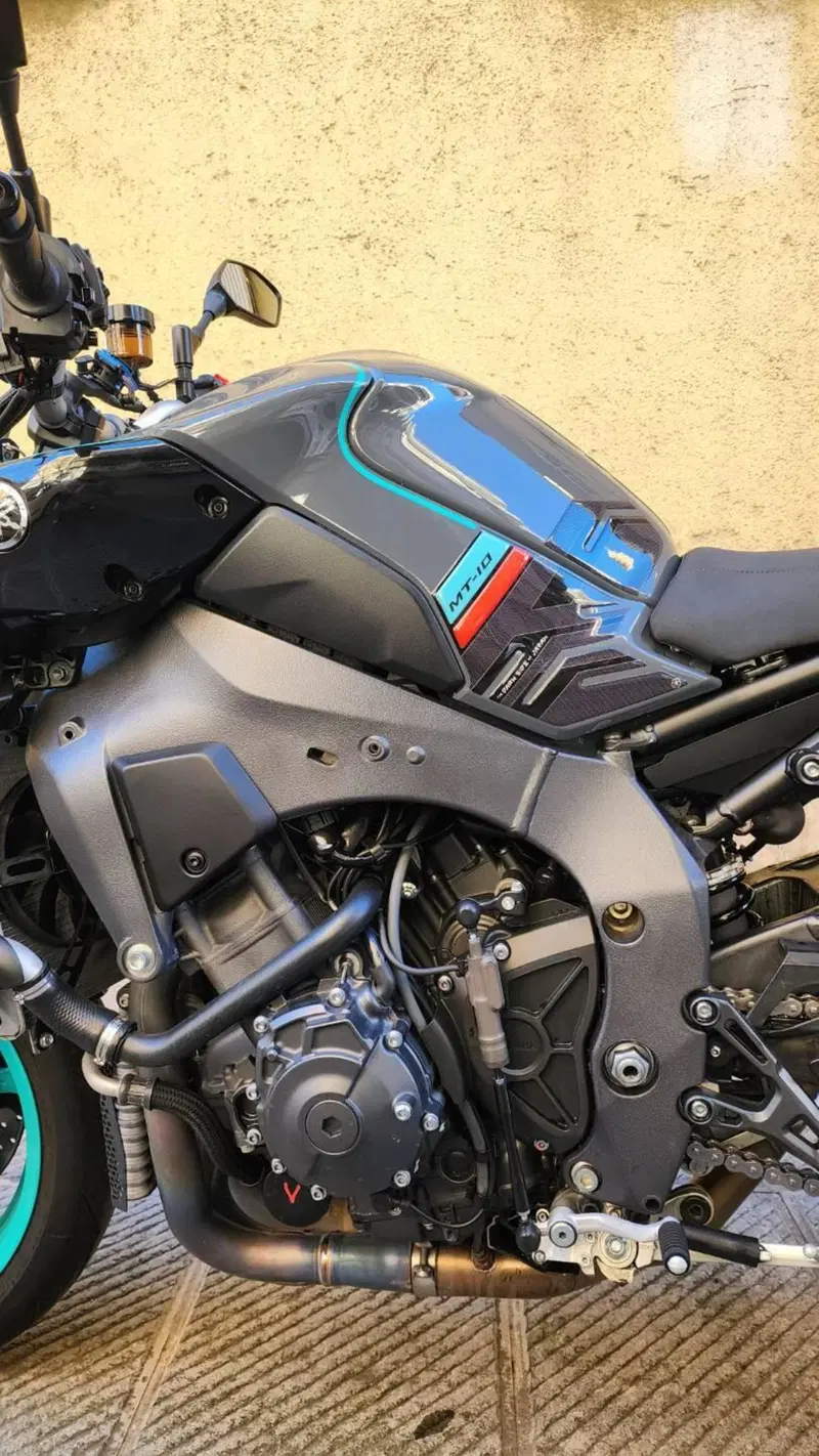Yamaha MT-10 (2022 - 26) (3)