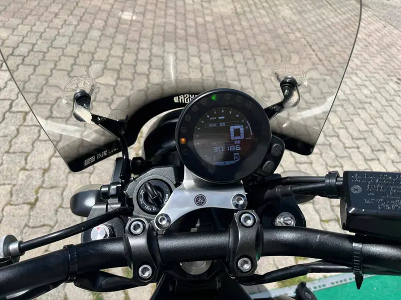 Yamaha XSR 900 ABS (2016 - 20) (4)