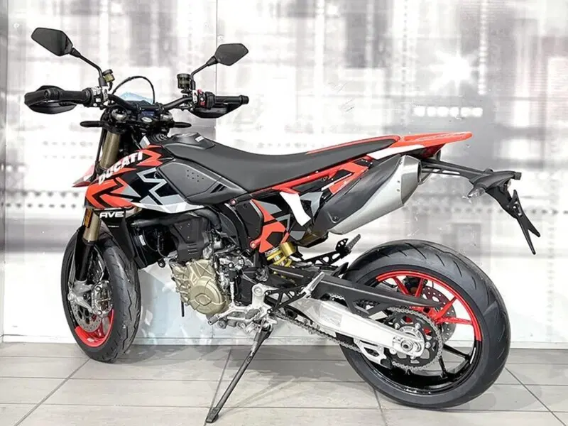 Ducati Hypermotard 698 Mono (2024 - 26) (2)
