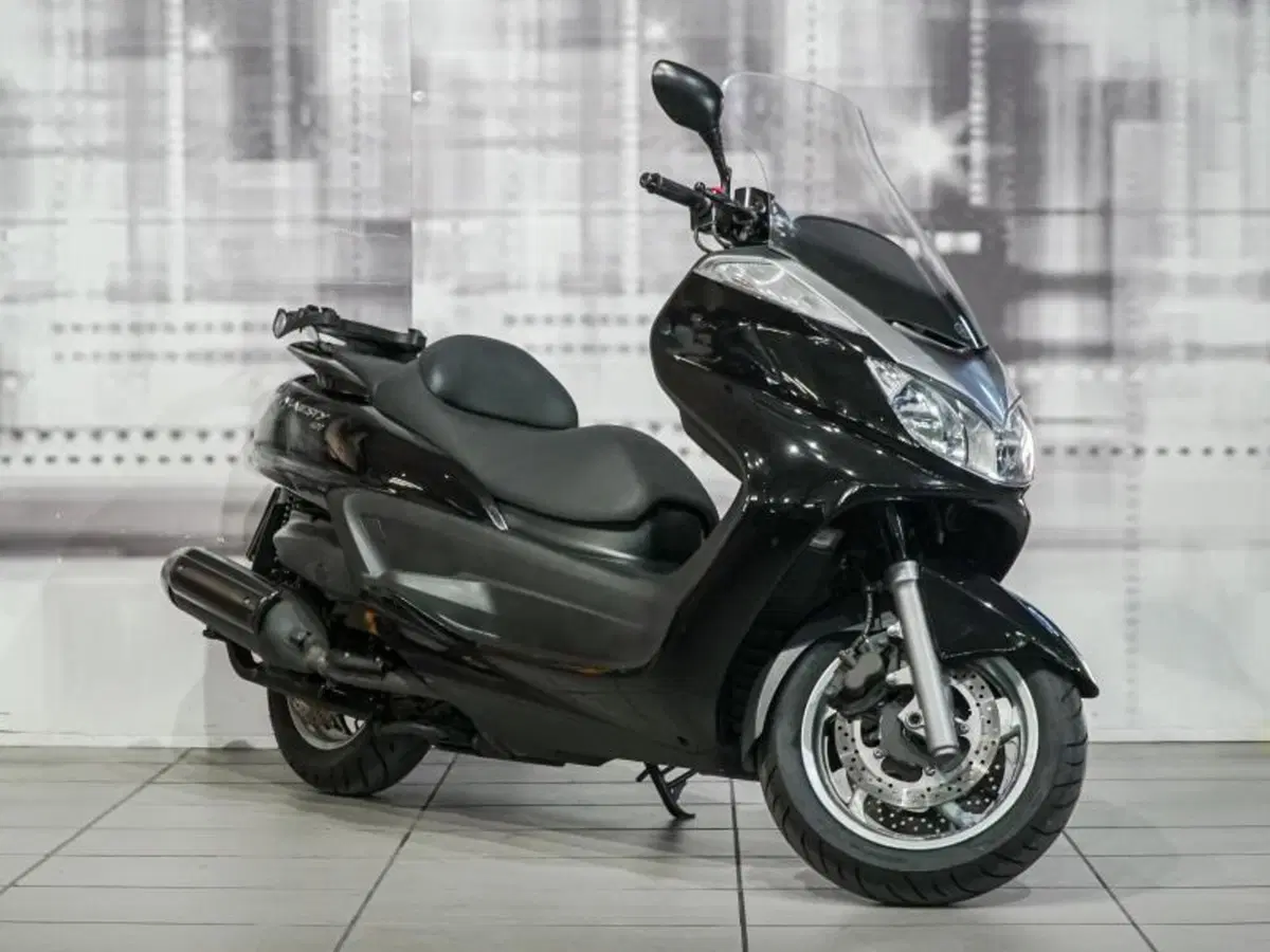 Yamaha Majesty 400 (2004 - 08)
