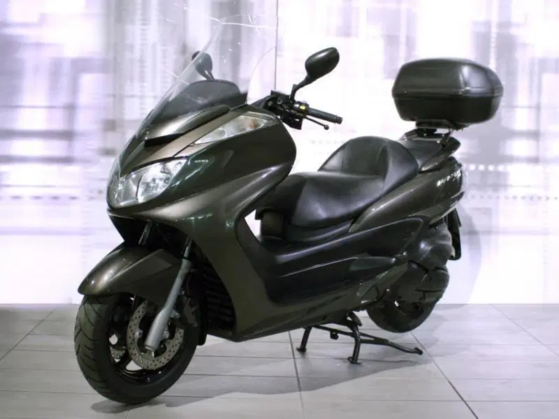 Yamaha Majesty 400 (2004 - 08) (4)