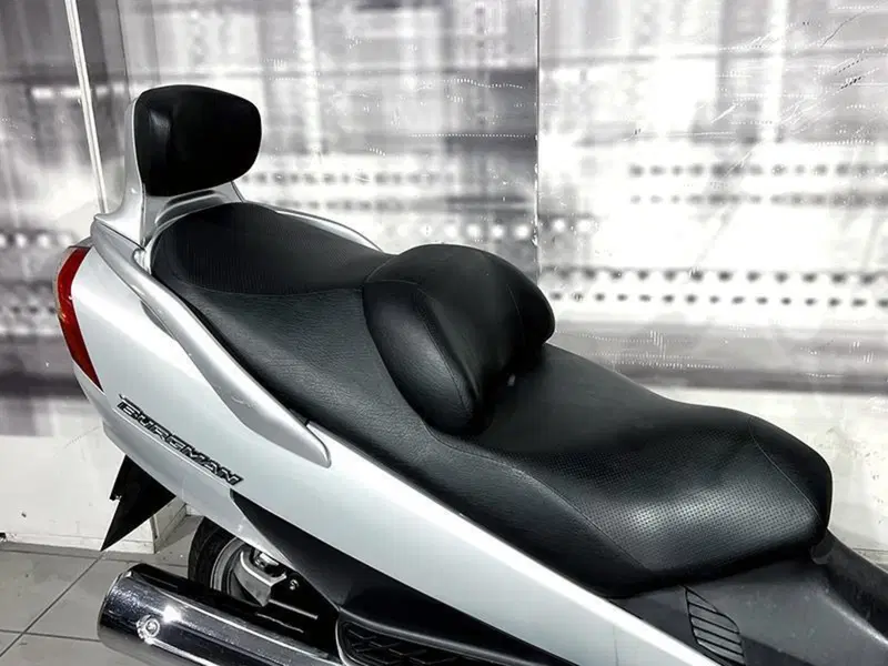 Suzuki Burgman AN 400 i.e. (2004 - 05) (4)