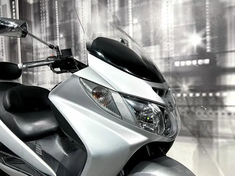Suzuki Burgman AN 400 i.e. (2004 - 05) (5)