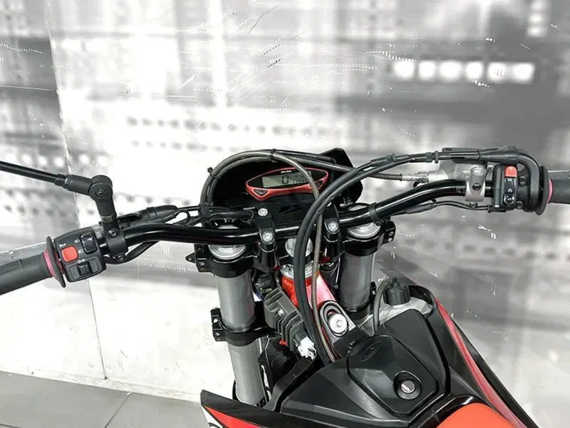 Betamotor RR 125 2T Enduro (2021) (5)