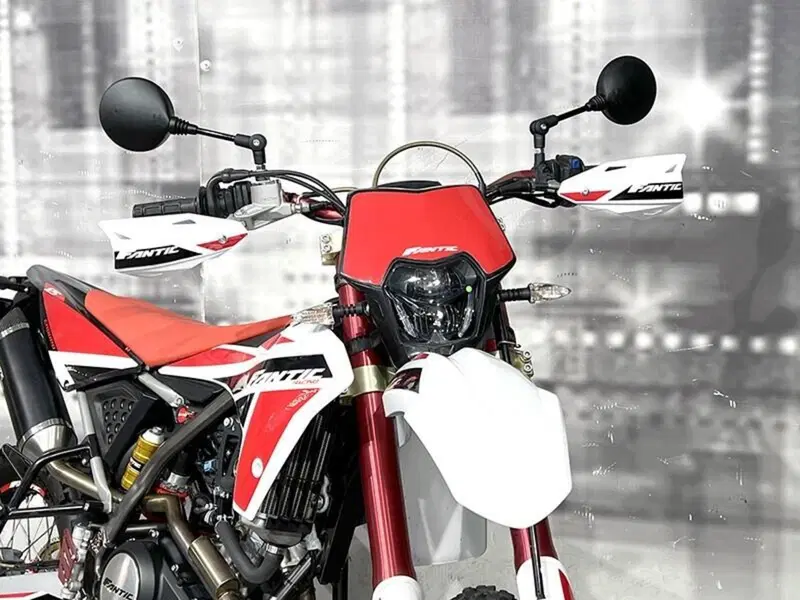 Fantic Motor XEF 125 Competition 4T (2022) (9)