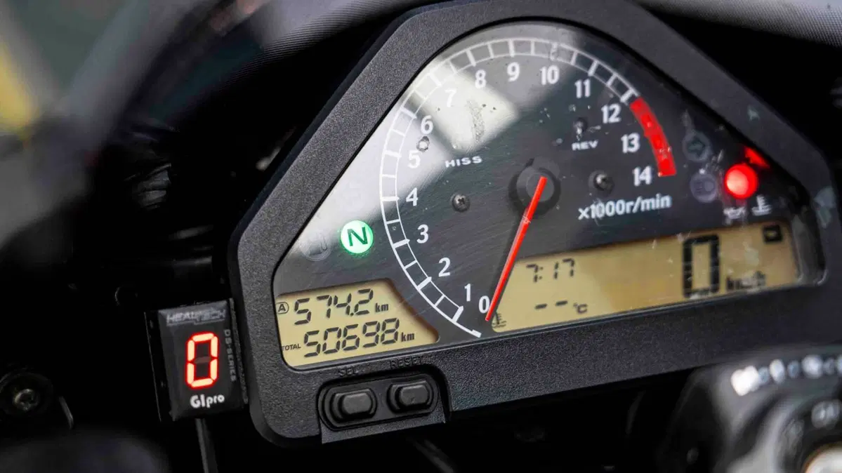 Honda CBR 1000 RR Fireblade (2006 - 07) (20)