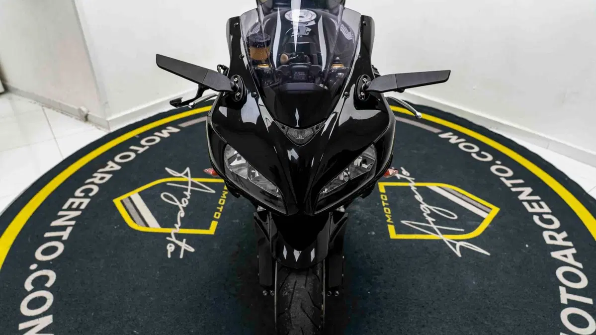 Honda CBR 1000 RR Fireblade (2006 - 07) (18)