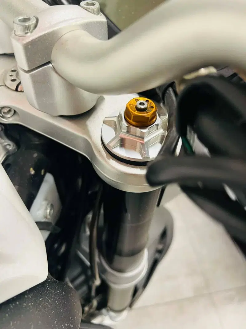 MV Agusta Brutale 800 EAS (2012 - 14) (2)