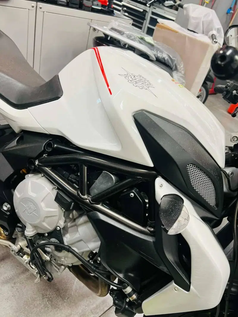 MV Agusta Brutale 800 EAS (2012 - 14) (6)