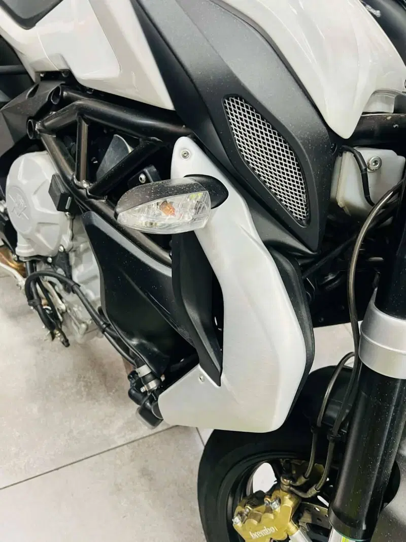 MV Agusta Brutale 800 EAS (2012 - 14) (8)