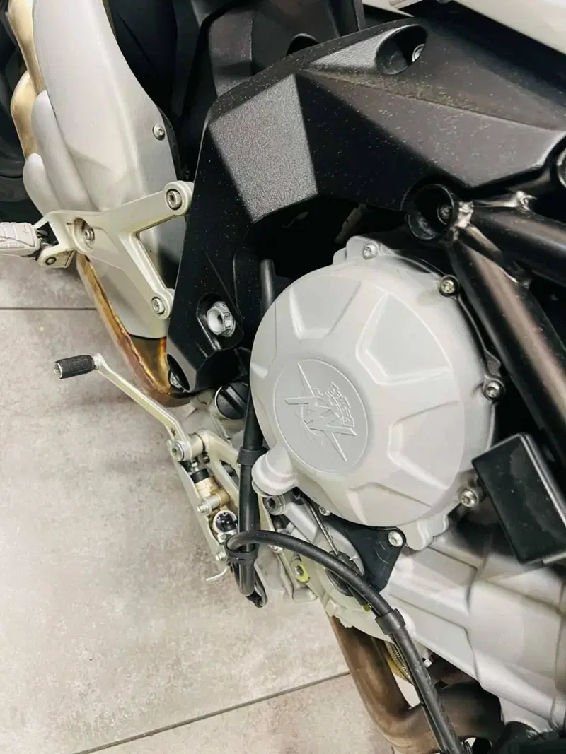 MV Agusta Brutale 800 EAS (2012 - 14) (9)