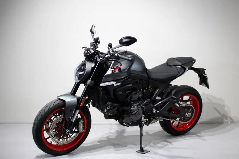 Ducati Monster 937 (2021 - 25) (3)