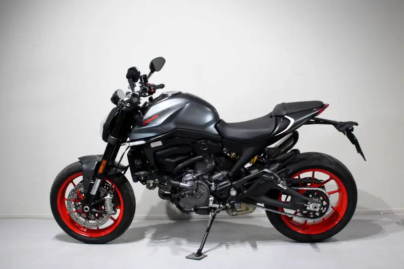 Ducati Monster 937 (2021 - 25) (4)