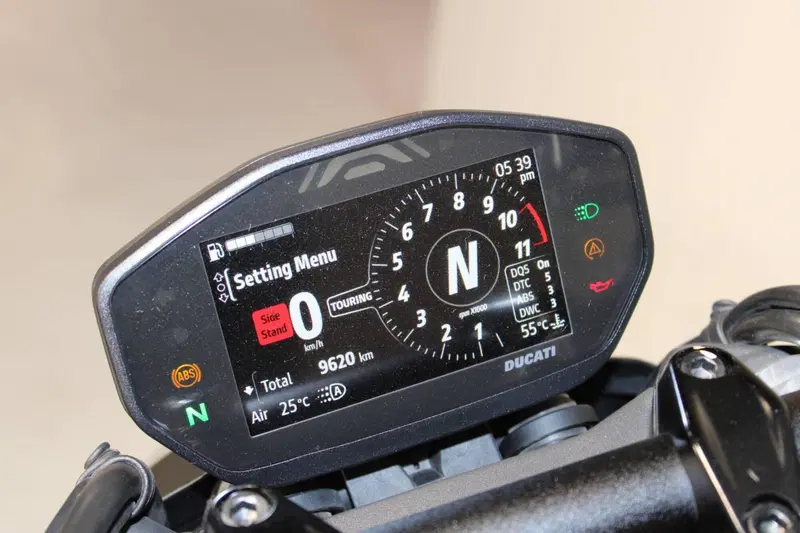 Ducati Monster 937 (2021 - 25) (6)