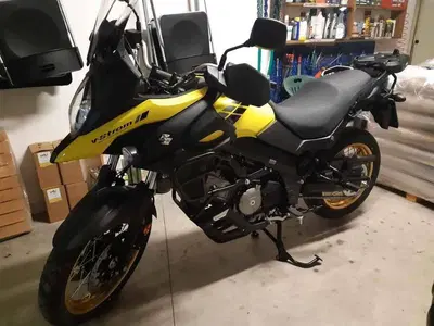 Suzuki V-Strom 650XT (2021 - 25) usata