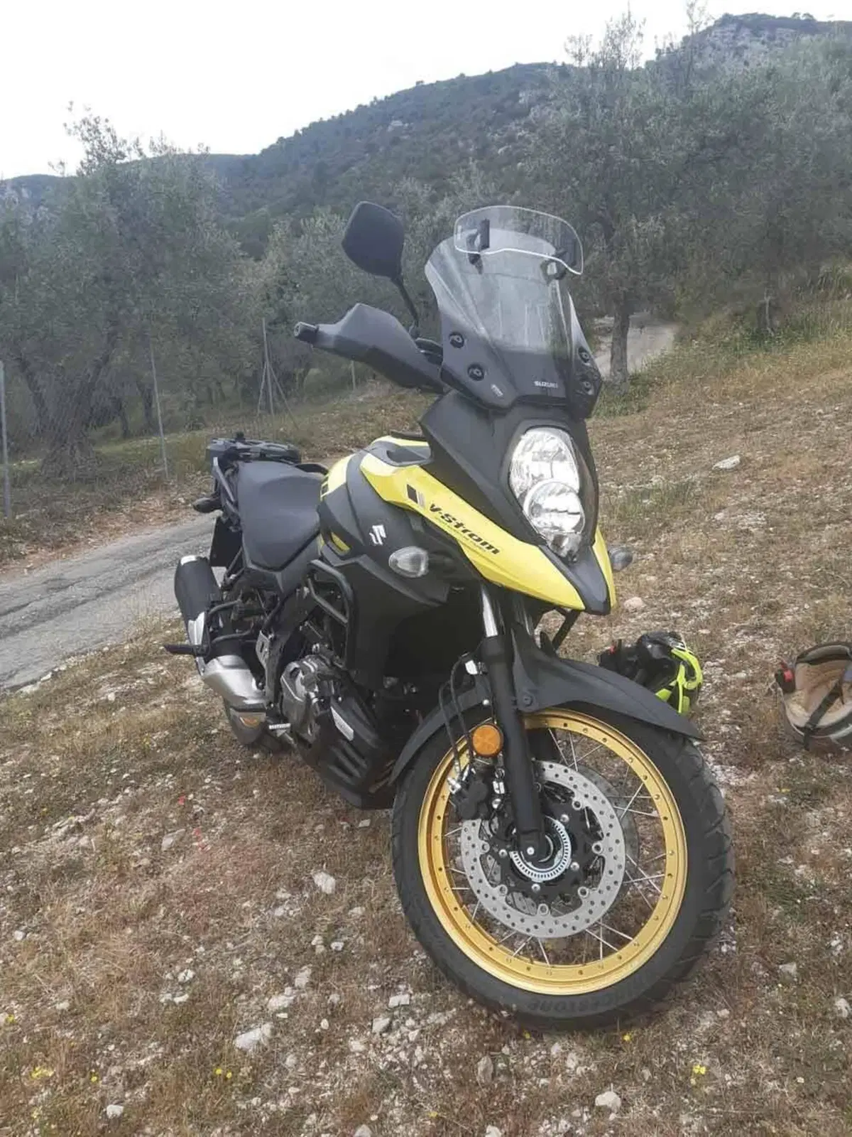 Suzuki V-Strom 650XT (2021 - 25) (3)