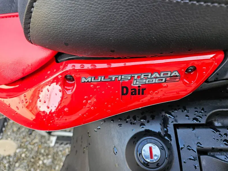 Ducati Multistrada 1200 S Touring D-air (2013 - 14) (8)