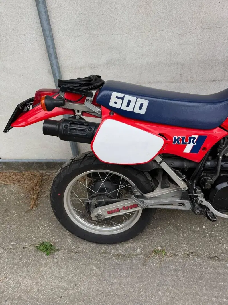 Kawasaki KLR 600 (6)