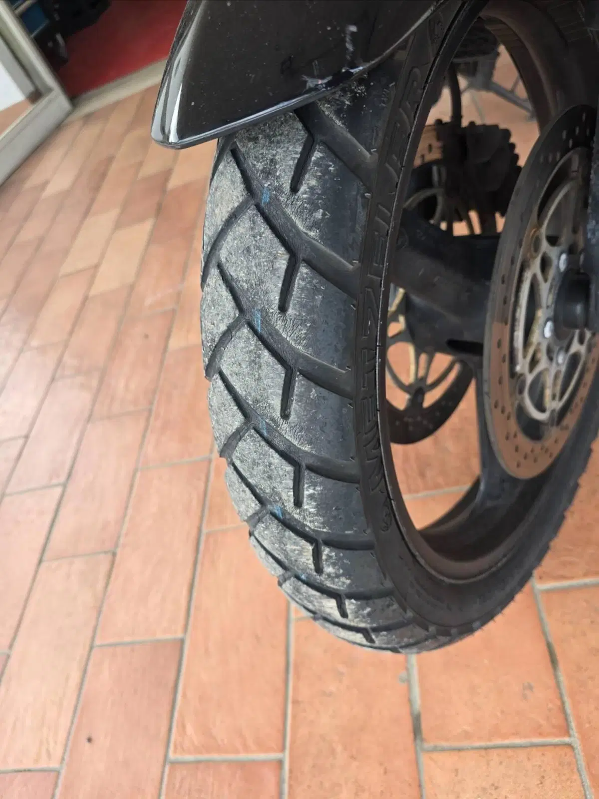 Suzuki V-Strom 650DL (2006 - 07) (6)