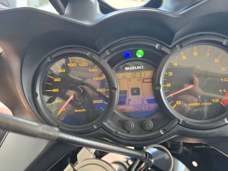 Suzuki V-Strom 650DL (2006 - 07) (9)