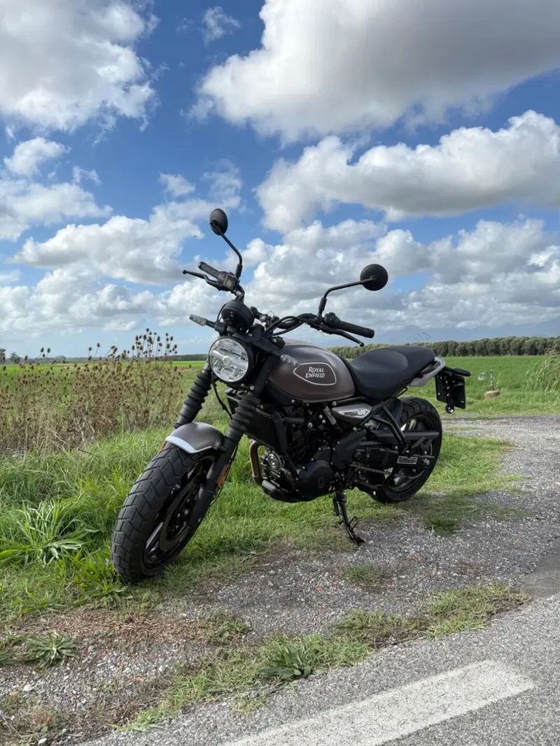 Royal Enfield Guerrilla 450 (2024 - 26)