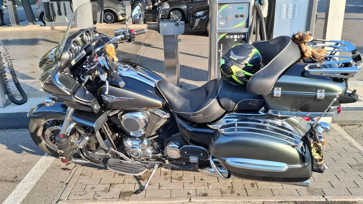 Kawasaki Vulcan VN 1700 Voyager ABS Custom (2011 - 14) (2)