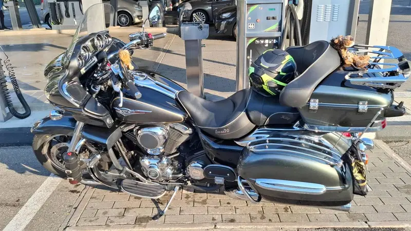 Kawasaki Vulcan VN 1700 Voyager ABS Custom (2011 - 14) (2)