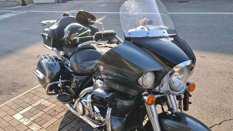 Kawasaki Vulcan VN 1700 Voyager ABS Custom (2011 - 14) (4)