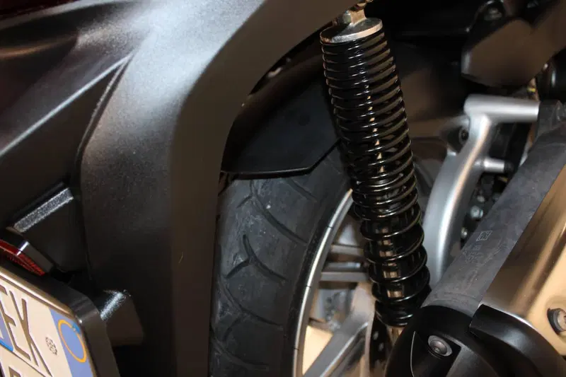 Honda SH 300 i Sport ABS (2018 - 20) (8)