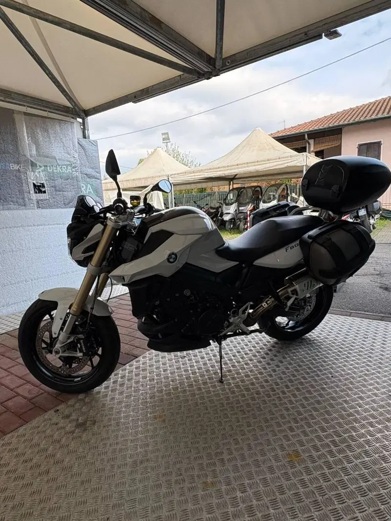 Bmw F 800 R (2015 - 16) (3)