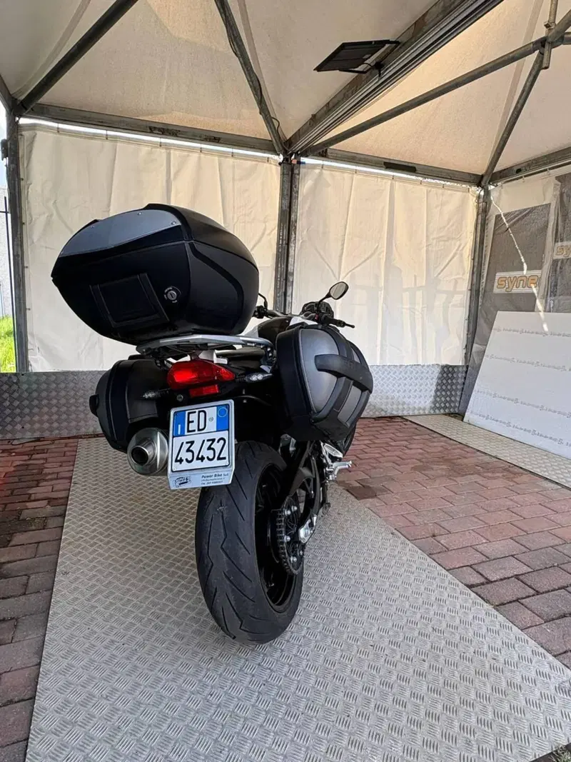 Bmw F 800 R (2015 - 16) (4)