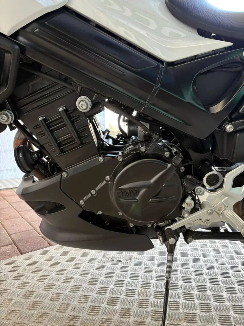 Bmw F 800 R (2015 - 16) (10)