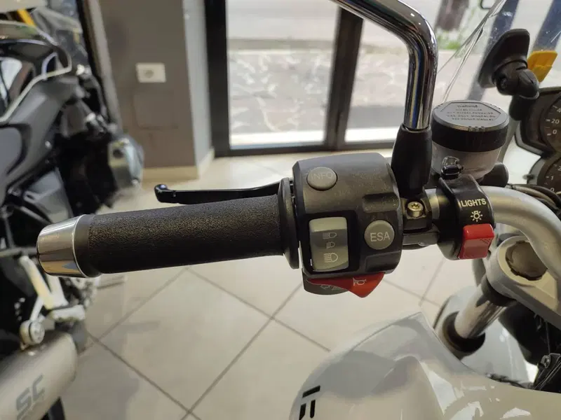 Bmw R 1200 R (2006 - 11) (9)