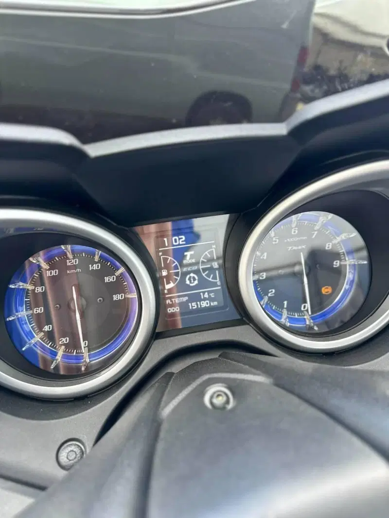 Yamaha T-Max 530 SX (2017 - 19) (4)