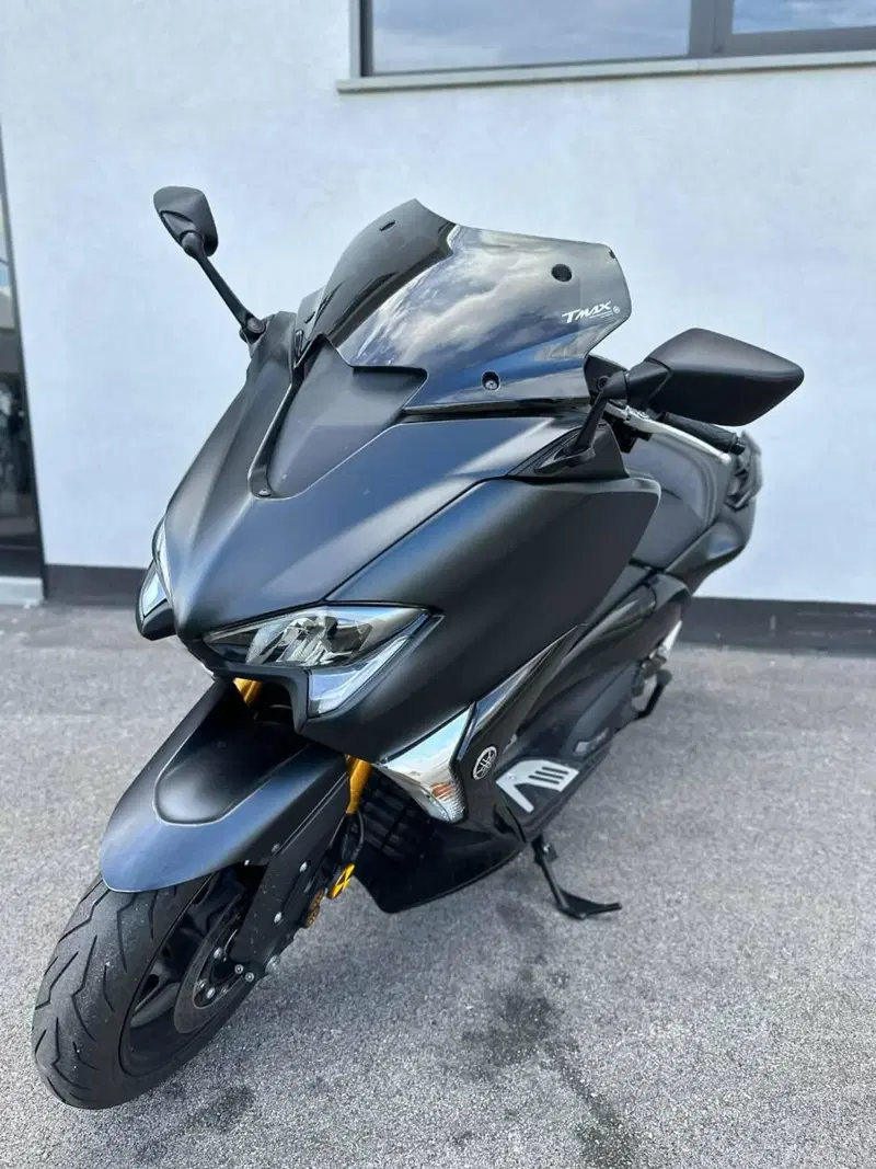 Yamaha T-Max 530 SX (2017 - 19) (2)