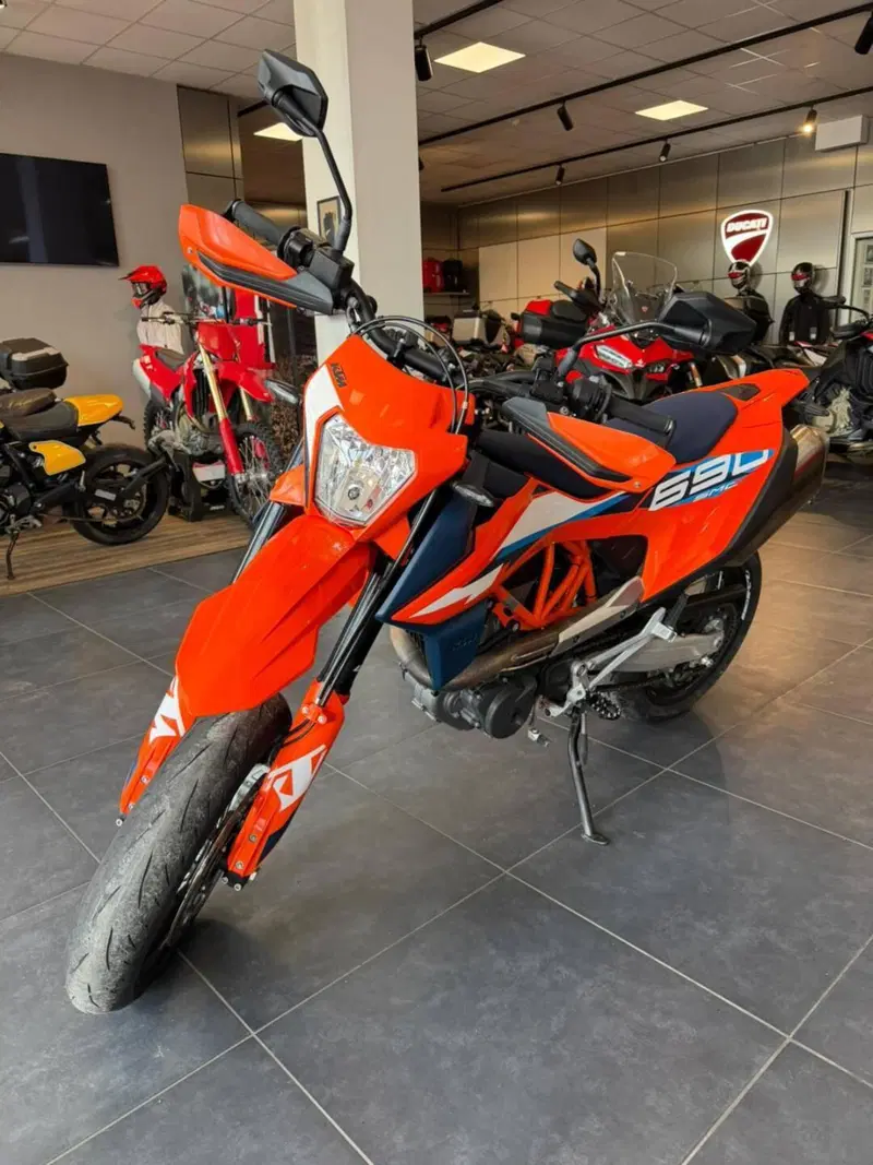 KTM 690 SMC R (2023 - 25) (3)