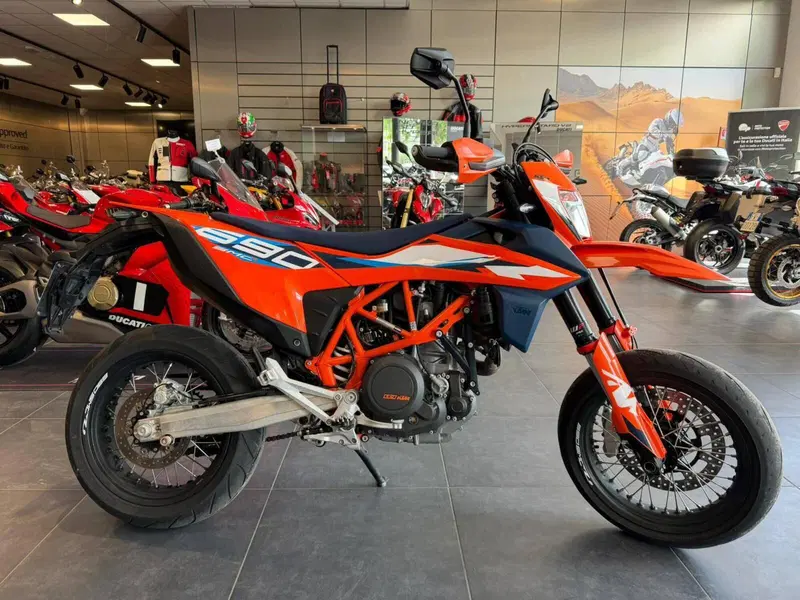 KTM 690 SMC R (2023 - 25)