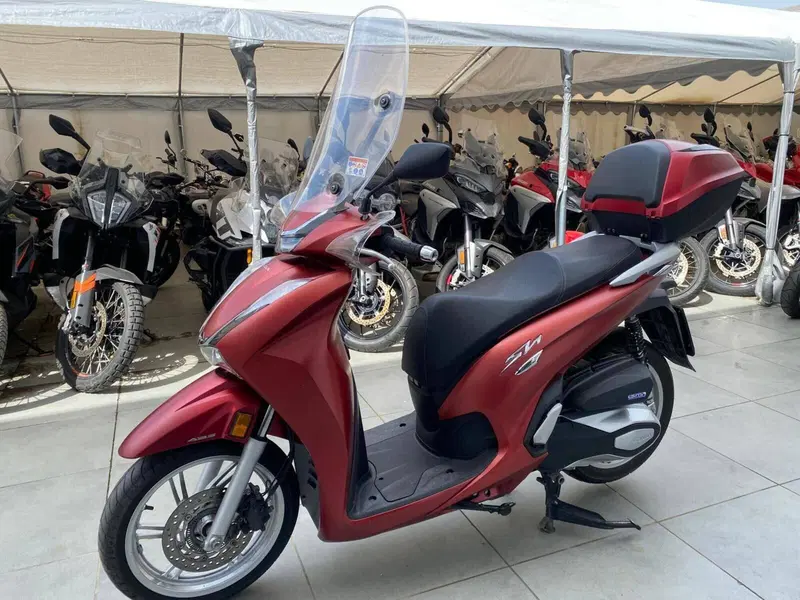 Honda SH 350 (2021 - 24) (2)