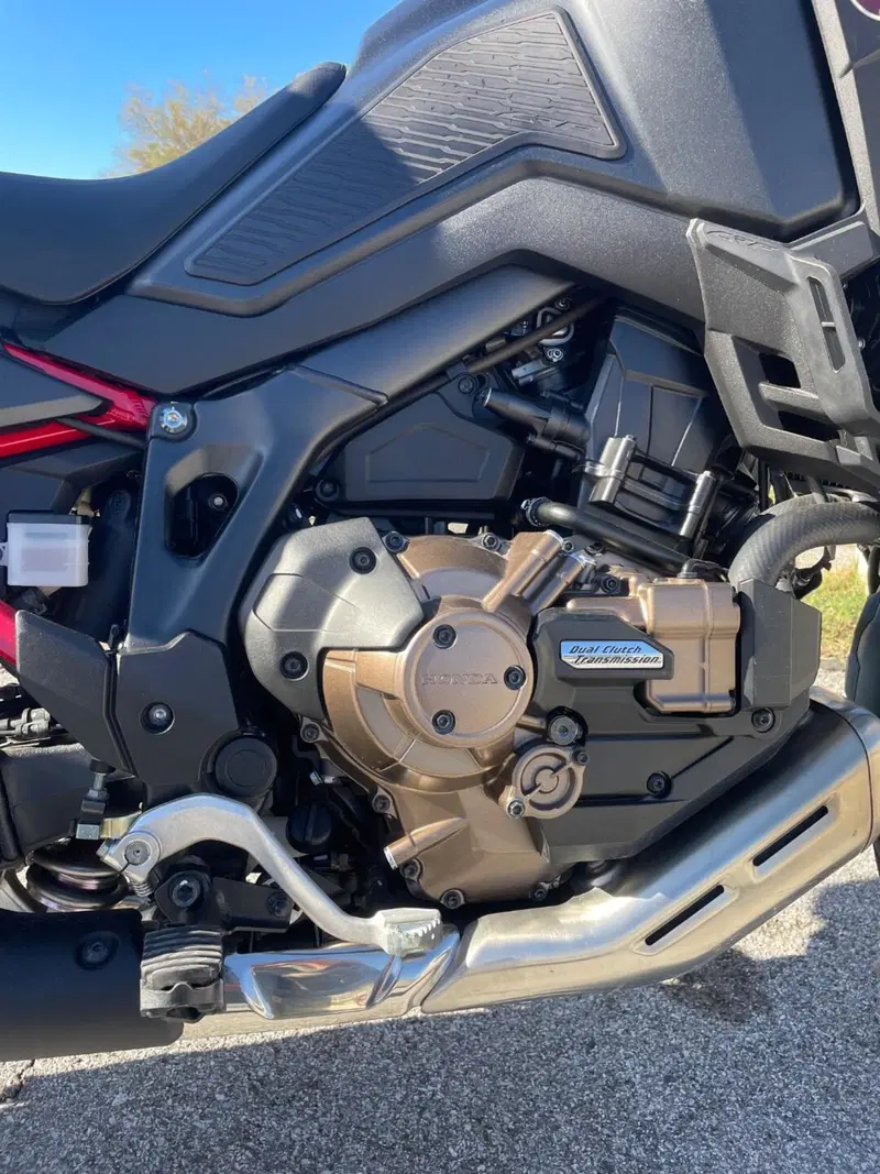 Honda Africa Twin CRF 1100L ES DCT (2024 - 26) (4)