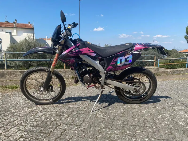 HM CRE 50 Six (1996 - 06)